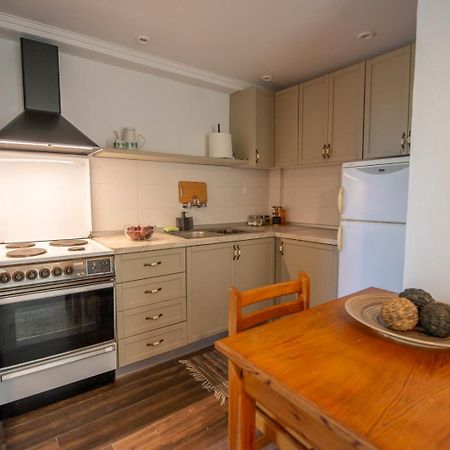 Mala - Μάλα Apartment Afytos Bagian luar foto