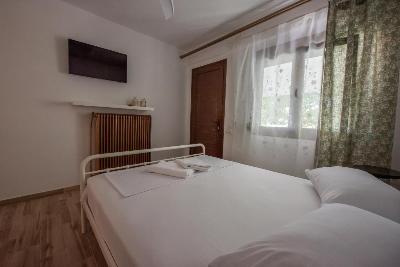 Mala - Μάλα Apartment Afytos Bagian luar foto