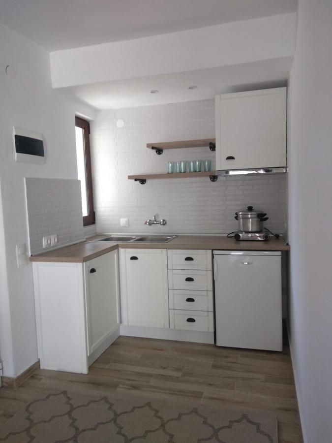 Mala - Μάλα Apartment Afytos Bagian luar foto